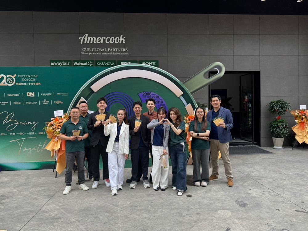 งานฉลองครบรอบ 20 ปี · Global Partners